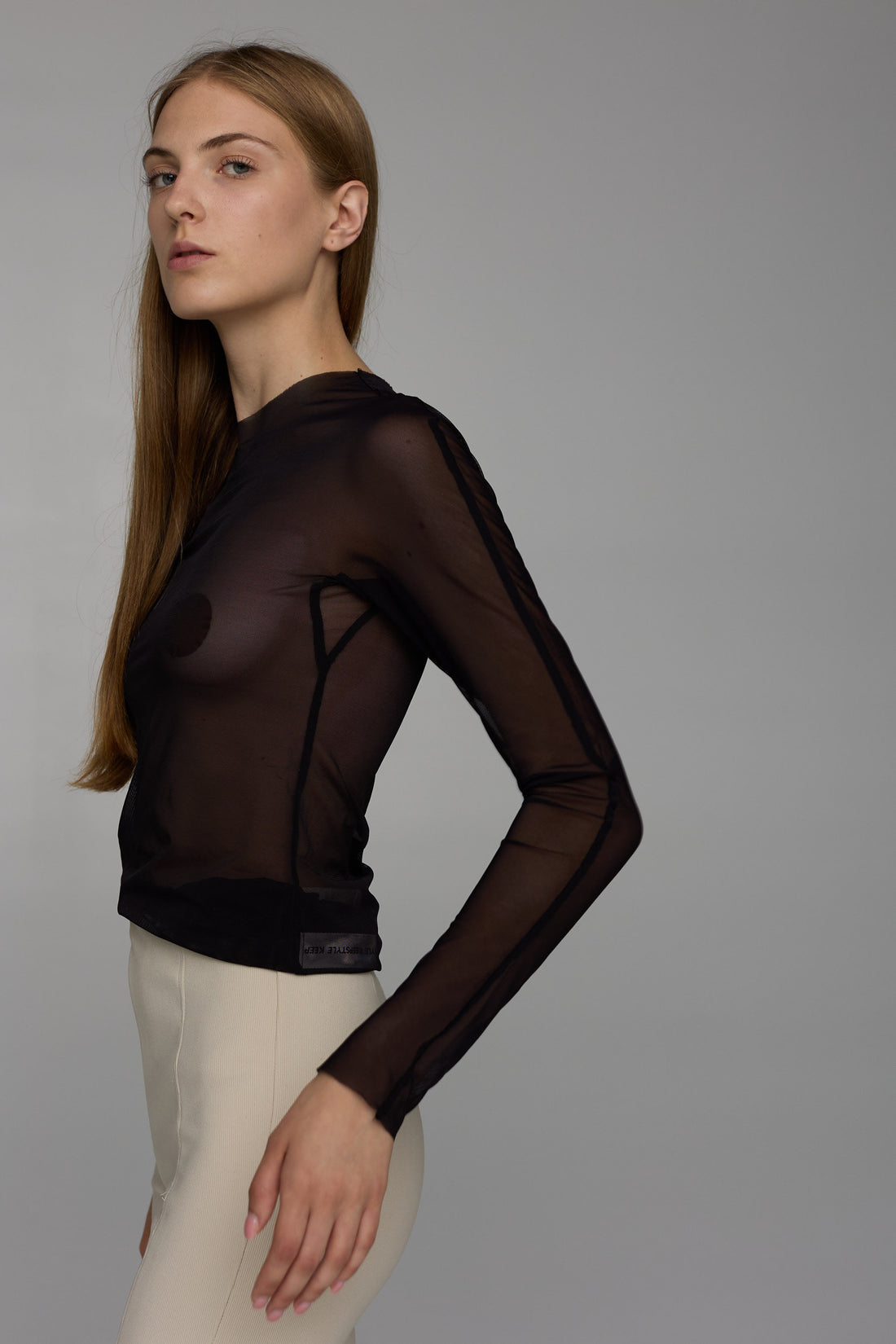 лонгслів "mesh" у чорному кольорі