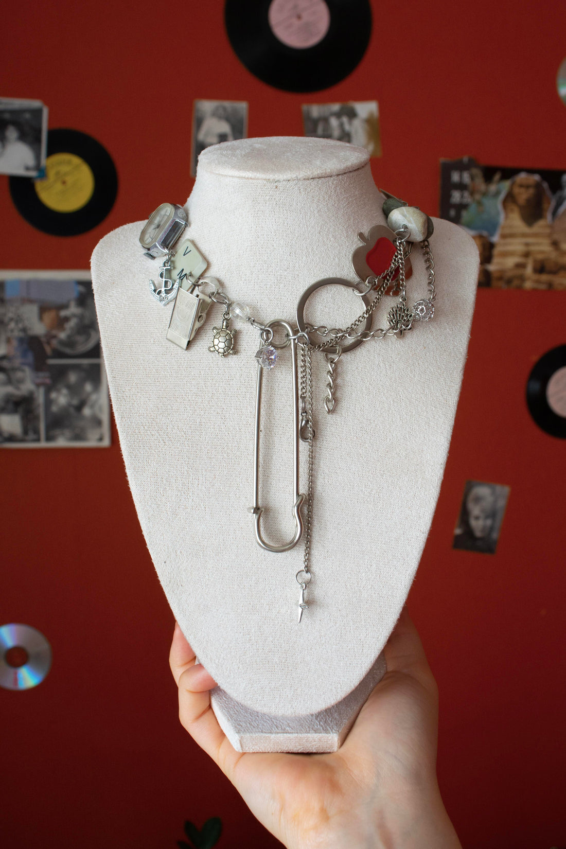 намисто "несерйозні бізнес справи"