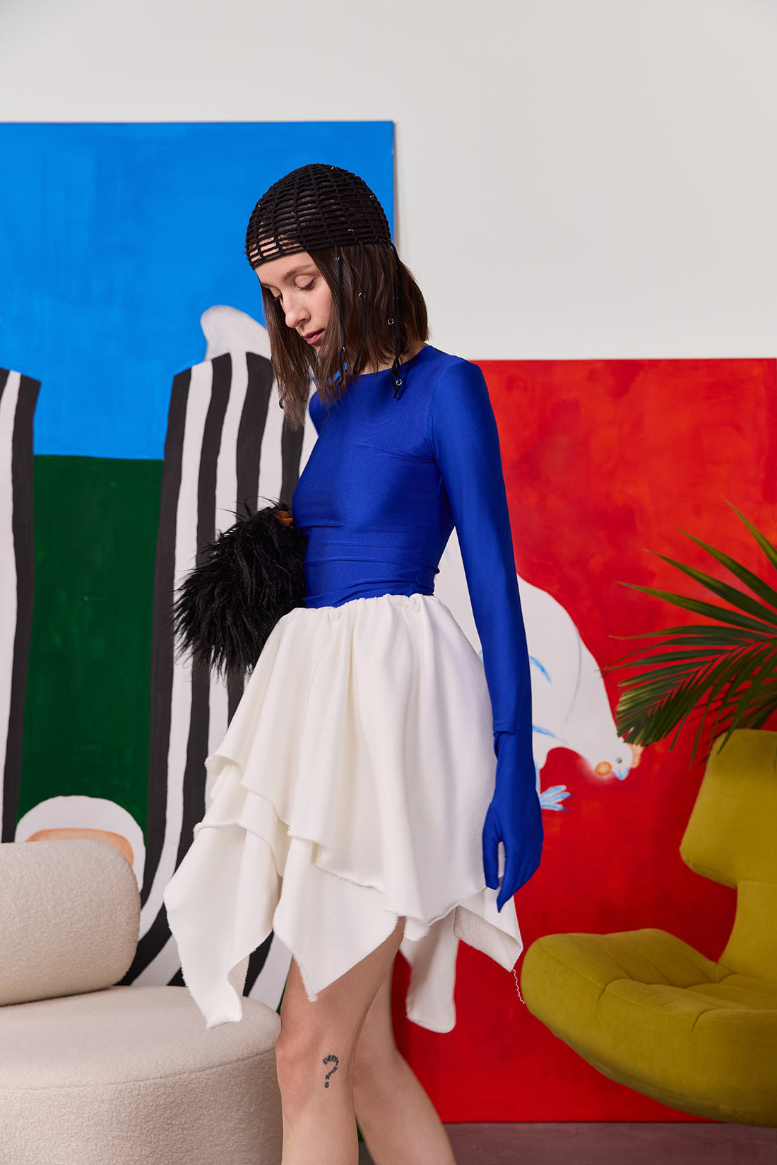 спідниця "edgy" у молочному кольорі