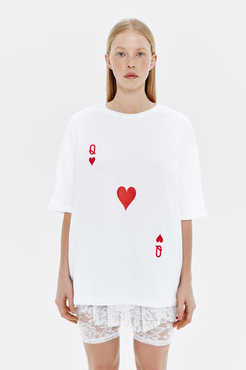футболка "queen of hearts" у білому кольорі