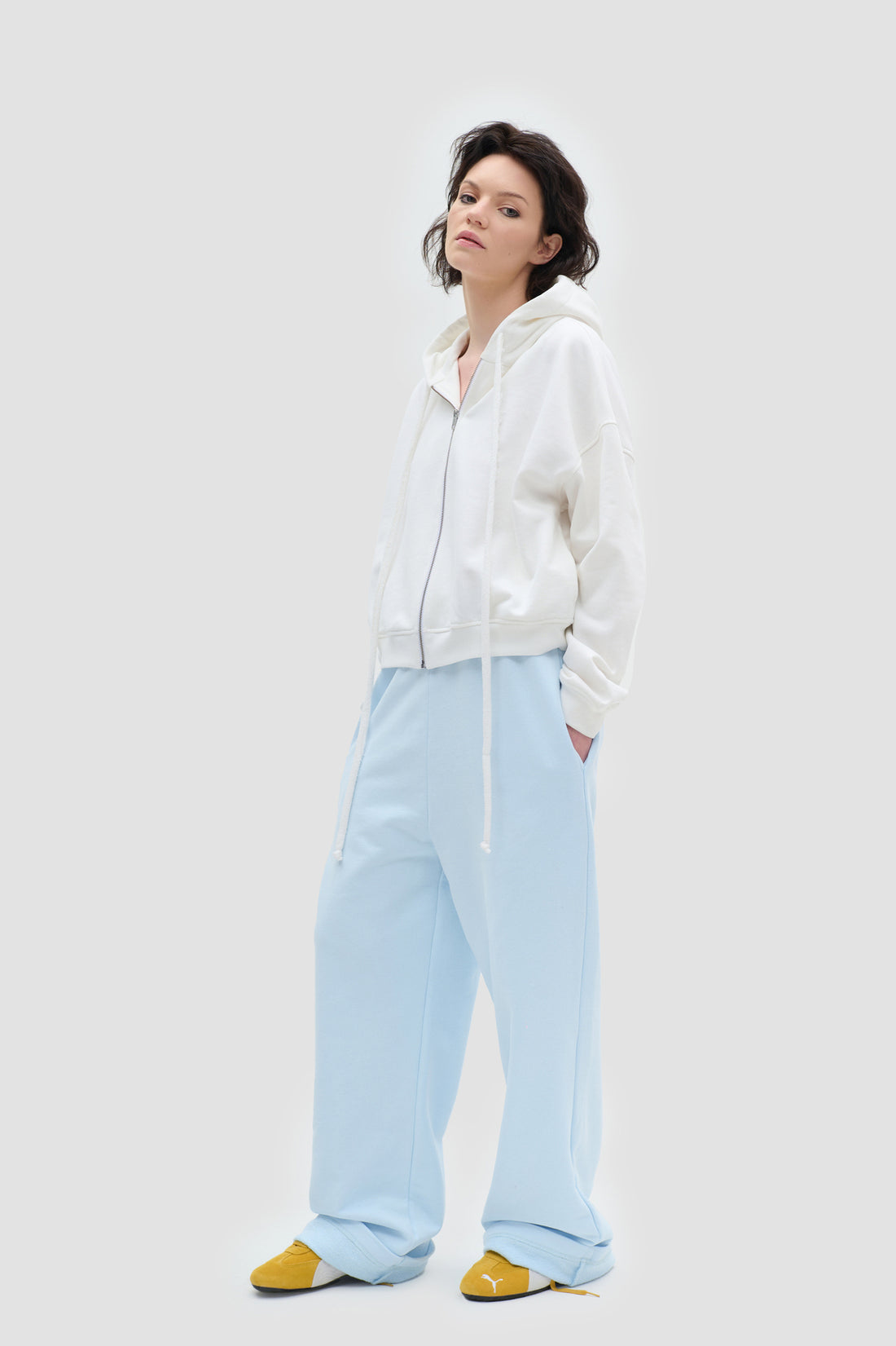 *зіпер укорочений з довгими шнурками у кольорі молоко special selection