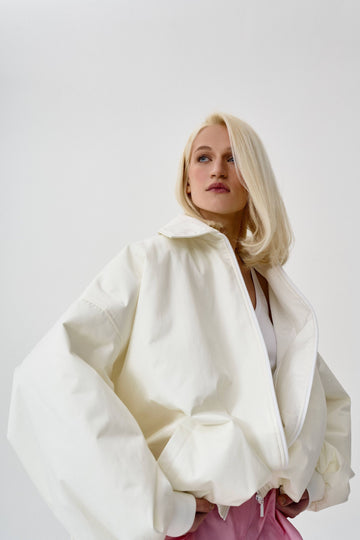 бомбер balloon у молочному кольорі