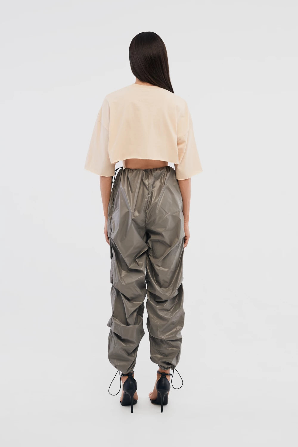футболка crop у кольорі cream