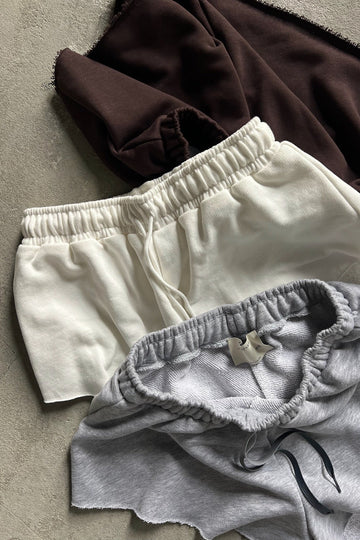 шорти tres у молочному кольорі