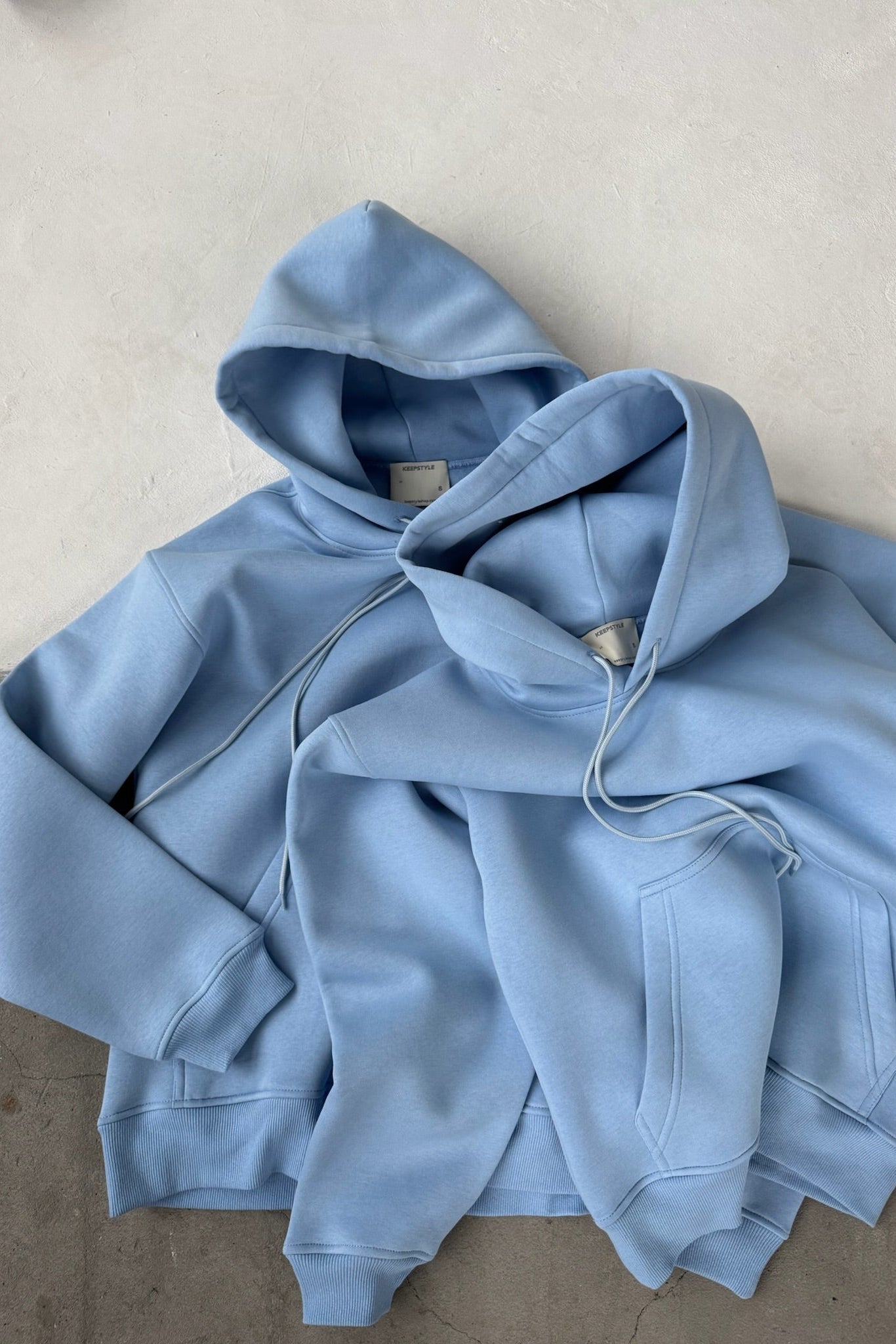 худі утеплений у блакитному кольорі