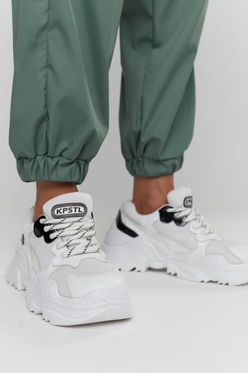 *кеди у білому кольорі special selection