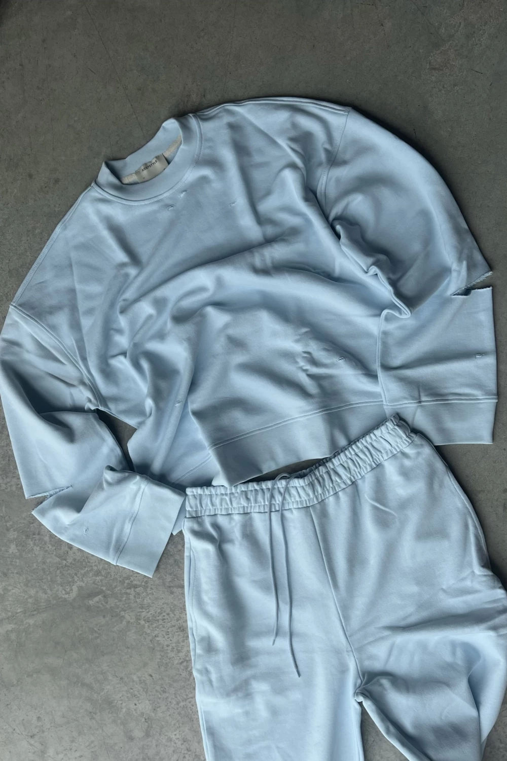 destroyed sweatshirt in blue color