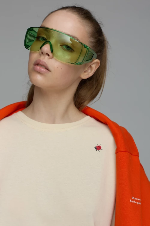 t-shirt "ladybug" in vanilla color