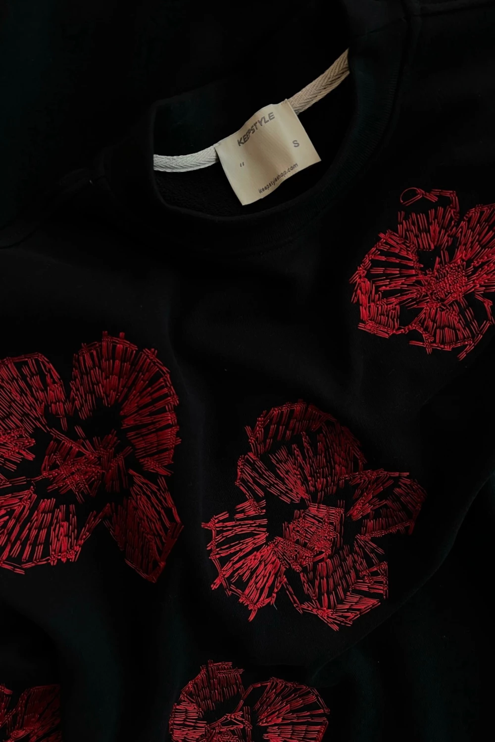 sweatshirt "kvity" in black color