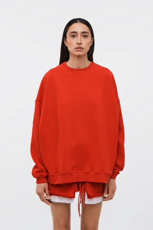 basic sweatshirt in red color