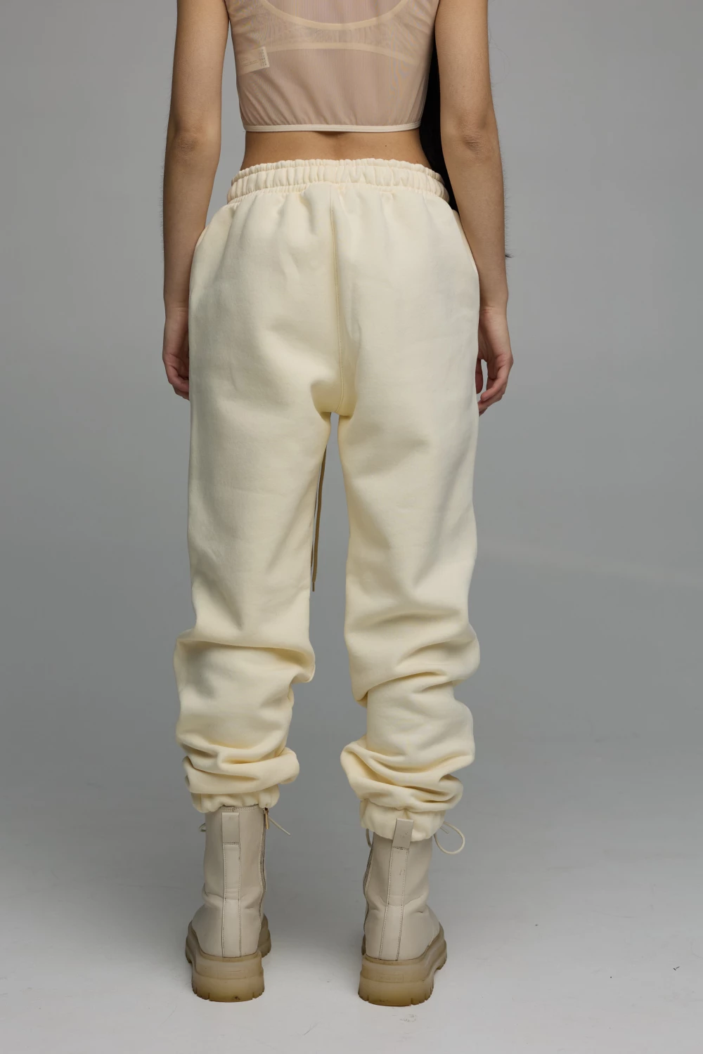 unisex warmed pants in vanilla color