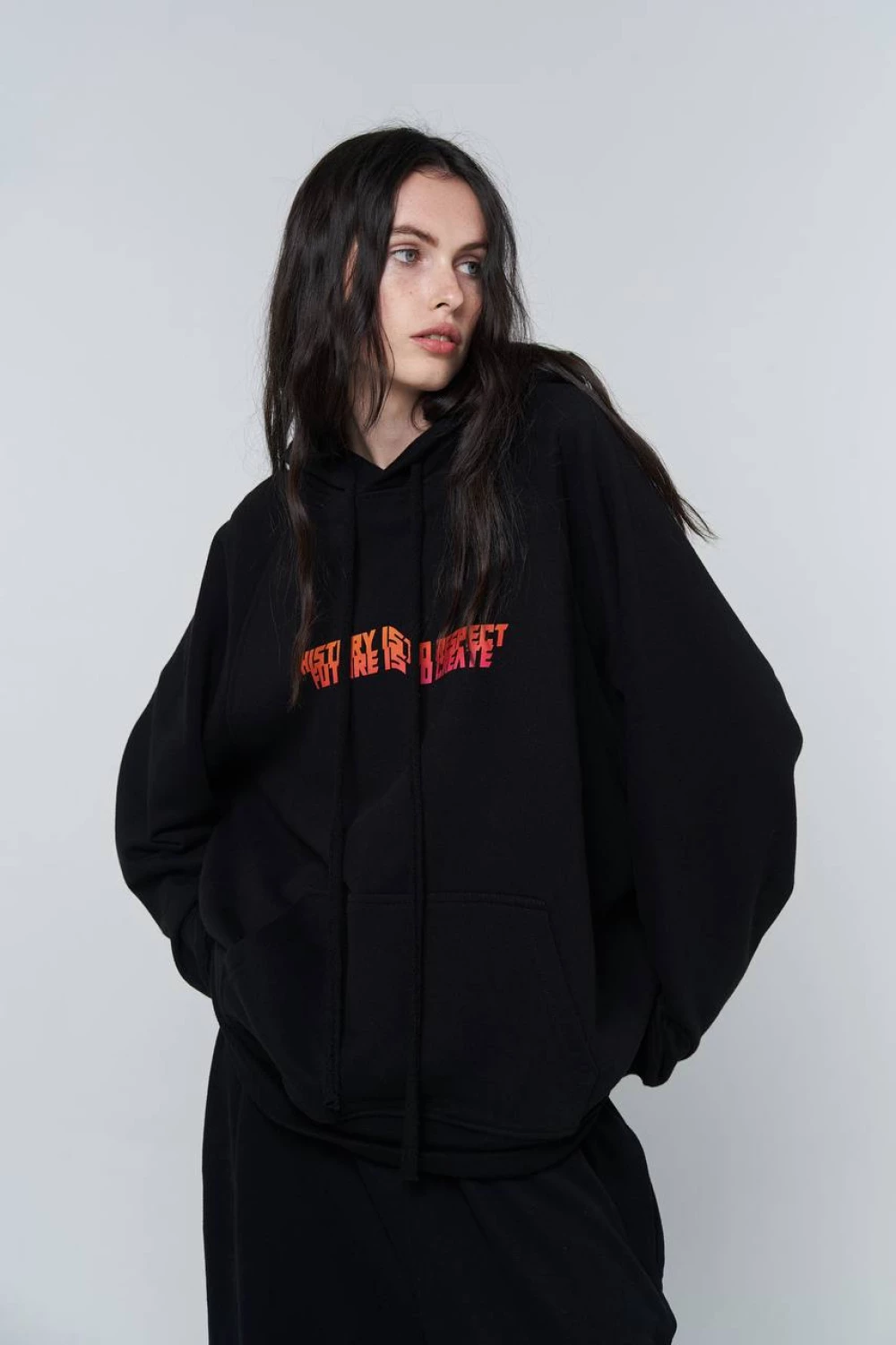 hoodie "history // future" in black color