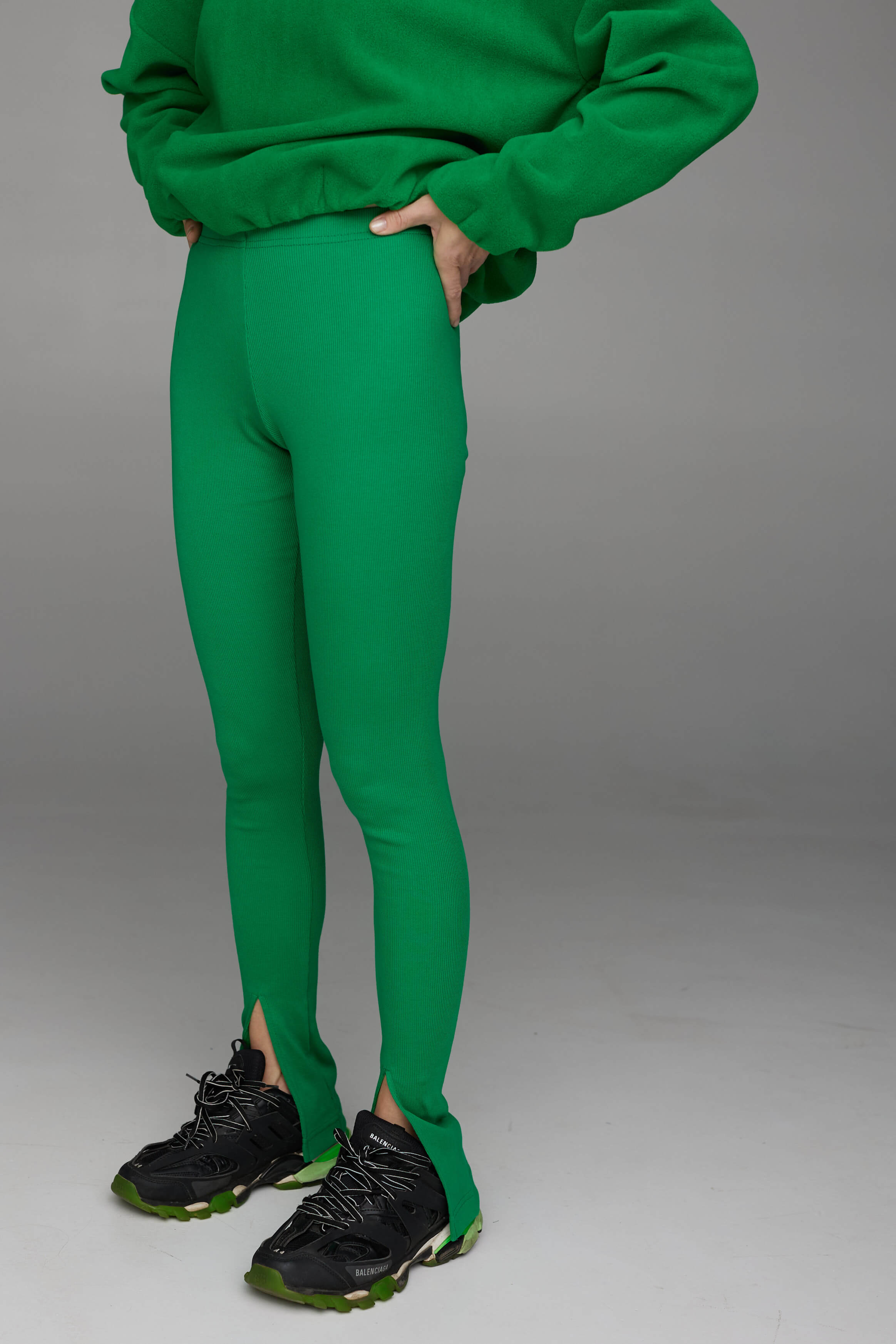 slit leggins ribbed in green color